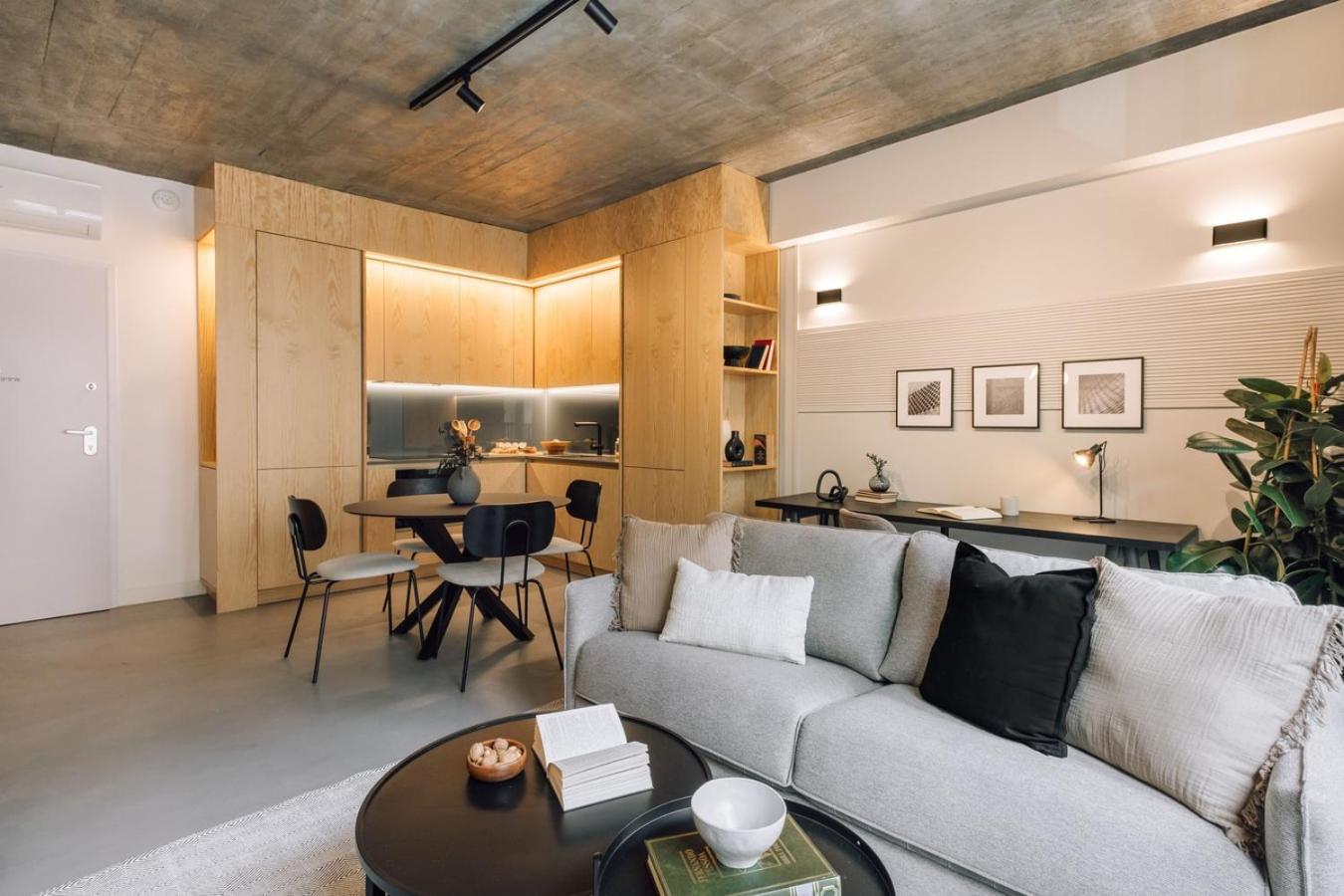 Azenhas - 1 Bedroom And Parking In Santo Antonio *