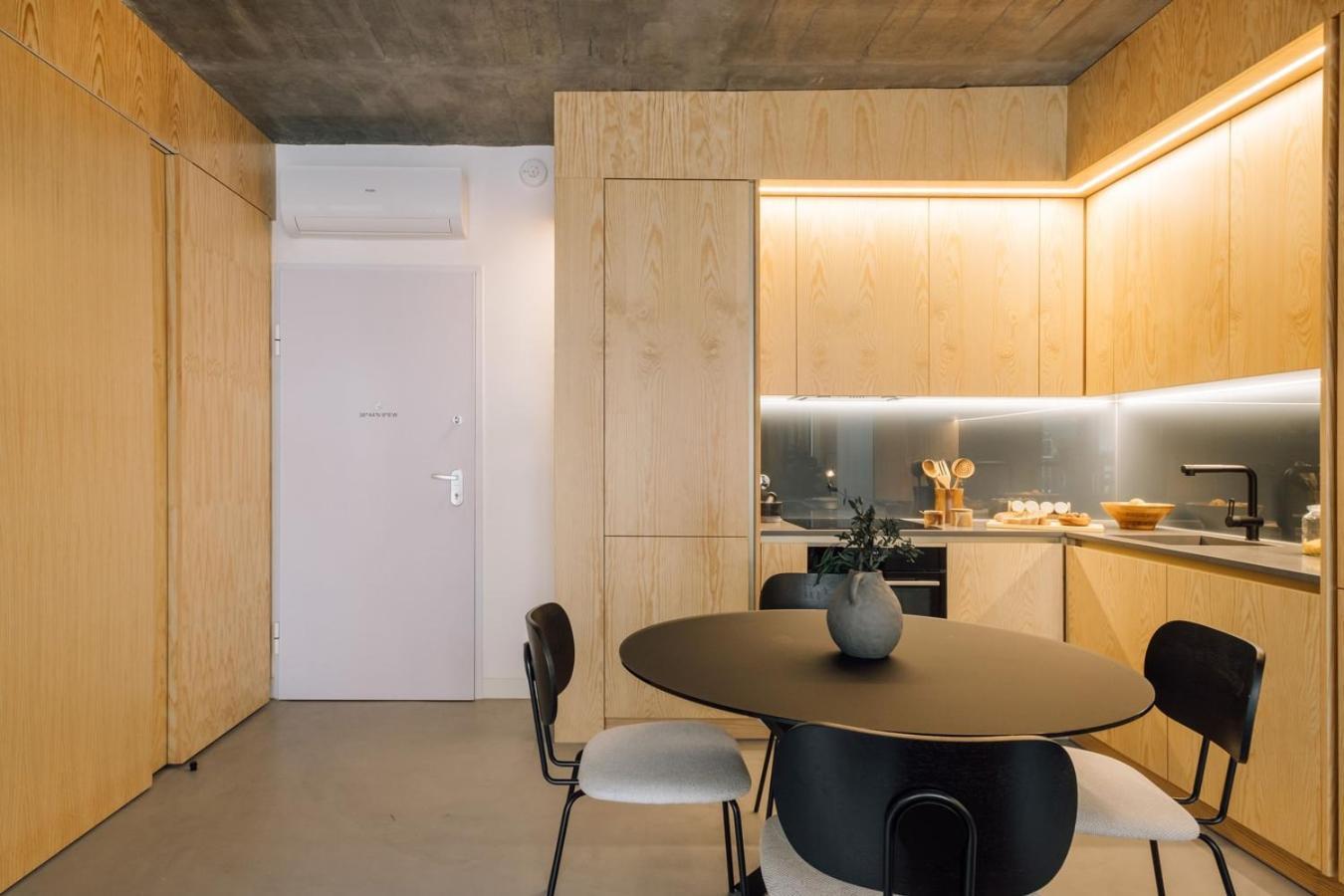 Azenhas - 1 Bedroom And Parking In Santo Antonio * Lisboa