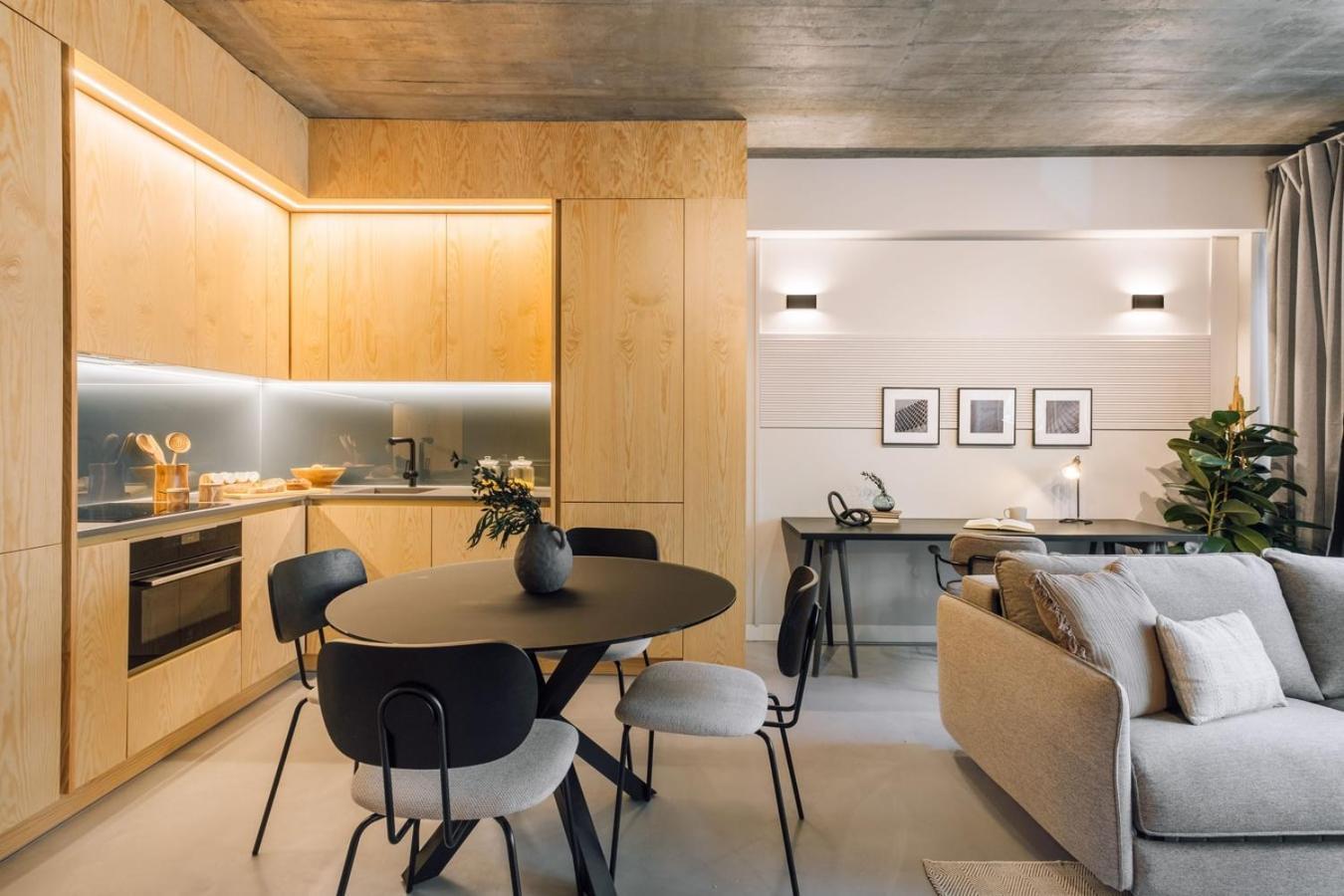 Azenhas - 1 Bedroom And Parking In Santo Antonio Appartement Lisboa