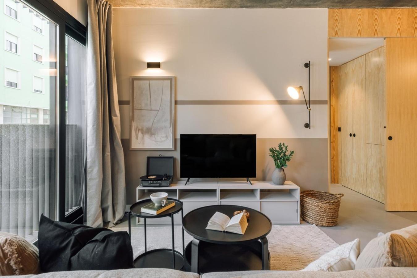 Azenhas - 1 Bedroom And Parking In Santo Antonio